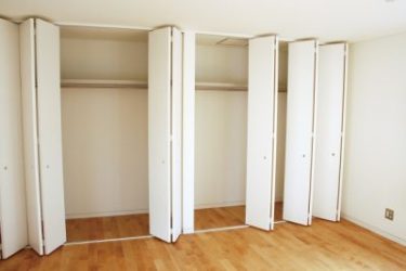 【収納力UP！】クローゼットをものすごく使いやすくした画期的な方法